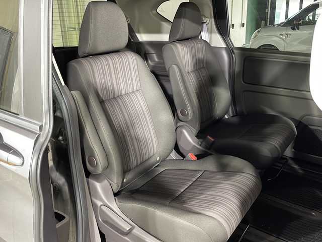 ホンダ フリード ハイブリット G ホンダセンシング 広島県 2020(令2)年 3.6万km モダンスティールM ｓｔｒａｄａナビ/バックカメラ/後席フリップダウンモニター/両側パワースライドドア/ＥＴＣ/レーダークルーズコントロール/衝突被害軽減/レーンキープアシスト/フルセグ/ＤＶＤ/踏み間違い防止/ＬＥＤヘッドライト/純正15インチホイールキャップ(185/65//R15)/エアバッグ(運転席/助手席/サイド/カーテン)