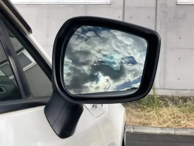 トヨタ ８６ GT リミテッド 静岡県 2013(平25)年 6.2万km サテンホワイトパール 純正SDナビ(NSZT-W68T)/　AM FM CD DVD Bluetooth SDREC/シートヒーター(前席)/HIDオートヘッドライト/社外18インチアルミホイール/スマートキー2本/リアスポイラー/パドルシフト/フロントフォグランプ/CUSCOタワーバー/フルセグTV/ETC/ハーフレザーシート/HKSマフラー