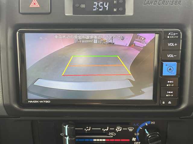 トヨタ ランドクルーザー AX 群馬県 2024(令6)年 1.8万km スーパーホワイトⅡ 純正ナビ　バックカメラ　フルセグＴＶ　電動デフロック　ＥＴＣ　前後ドラレコ　ＬＥＤヘッドライト　ハーフレザーシート　クルーズコントロール　ウッドコンビステアリング　衝突被害軽減ブレーキ　禁煙車