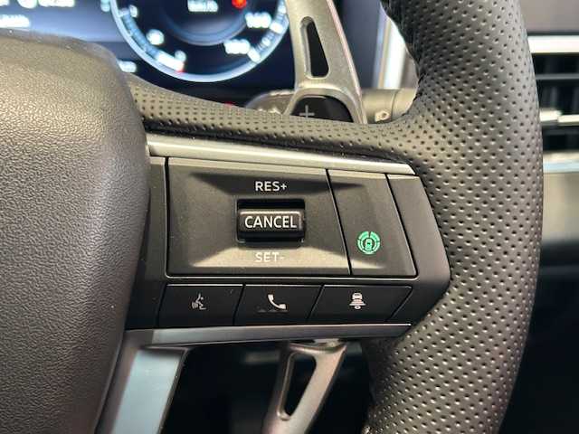 三菱 アウトランダー ＰＨＥＶ G 埼玉県 2022(令4)年 3.3万km ブラックダイヤモンド e-Assist/純正ナビ/ BT/フルセグ/AndroidAuto/アラウンドビューモニター/電動テールゲート/ハーフレザーシート/シートヒーター/ルーフレール/ステアリングヒーター/オートブレーキホールド/ETC2.0/スマートキー/禁煙車
