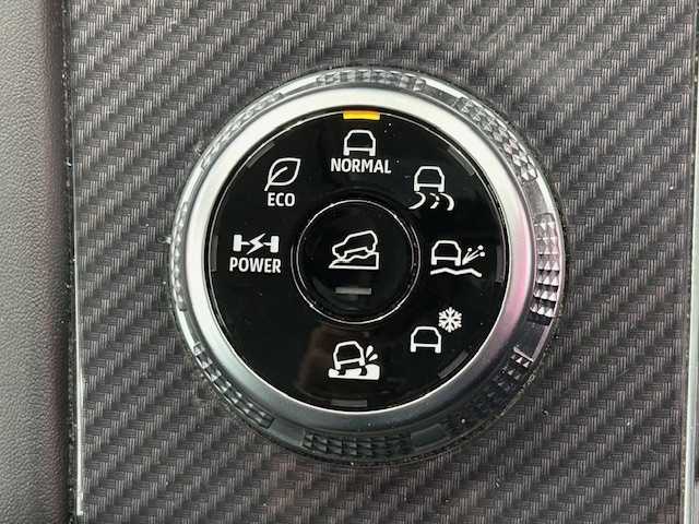 三菱 アウトランダー ＰＨＥＶ G 埼玉県 2022(令4)年 3.3万km ブラックダイヤモンド e-Assist/純正ナビ/ BT/フルセグ/AndroidAuto/アラウンドビューモニター/電動テールゲート/ハーフレザーシート/シートヒーター/ルーフレール/ステアリングヒーター/オートブレーキホールド/ETC2.0/スマートキー/禁煙車