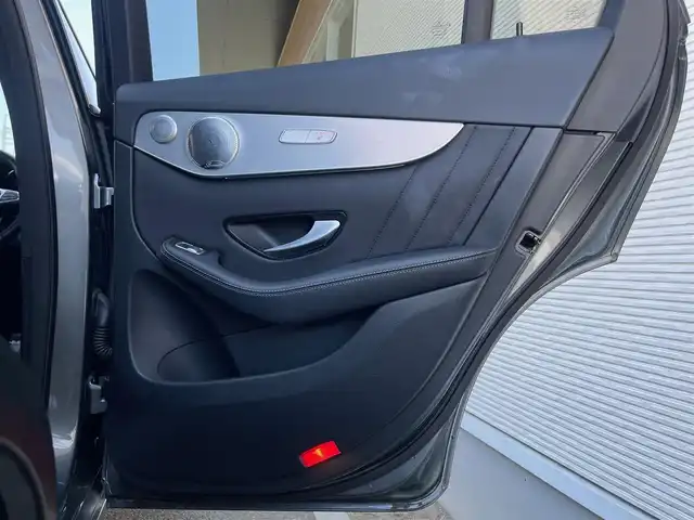 メルセデス・ベンツ ＧＬＣ２２０ d 4マチックスポーツ 本革 山梨県 2019(平31)年 6.9万km セレナイトグレー ワンオーナー/Brumester/360°カメラ/パノラマSR/HUD/黒革/シートヒーター/パフュームアトマイザー/アンビエントライト/ETC/LEDヘッドライト/純正19インチAW