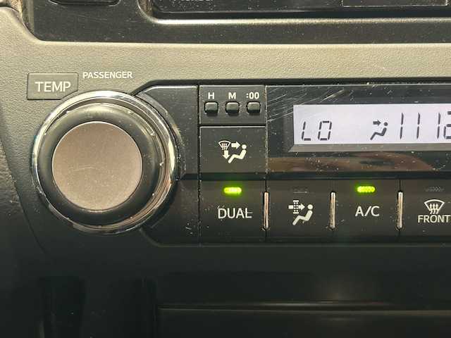 トヨタ ランドクルーザー プラド TX 宮城県 2017(平29)年 5.4万km ブロンズマイカメタリック 4WD（切り替え）/トラクションコントロール/クリアランスソナー/パノラマルーフ/フォグランプ/オートライト/MTモード付き/社外ナビ/バックカメラ/フルセグTV/Bluetooth、CD/純正ETC/純正アルミホイール/純正フロアマット