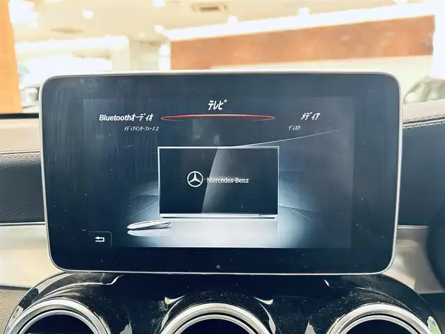 メルセデス・ベンツ ＧＬＣ２００ スポーツ 大阪府 2018(平30)年 5.1万km ポーラホワイト レーダーセーフティ/ハーフレザー/メモリ付きパワーシート/シートヒーター/純正ナビ/TV/360度カメラ/ACC/ブラインドスポット/純正19インチAW/LEDヘッドライト/電動リアゲート