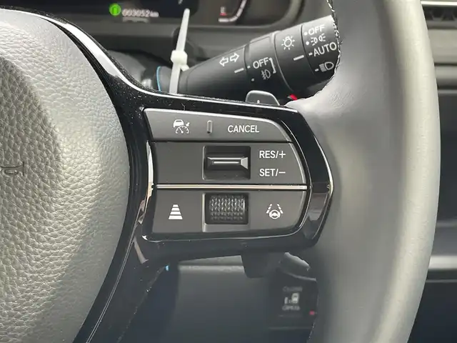 ホンダ ステップワゴン スパーダ 東京都 2024(令6)年 0.3万km プラチナホワイトパール 純正ナビ/バックモニター/衝突軽減ブレーキ/路外逸脱抑制/ブラインドスポット/パーキングセンサー/レーダークルーズ/シートヒーター/両側電動スライドドア/電動リアゲート/ETC/ドライブレコーダー