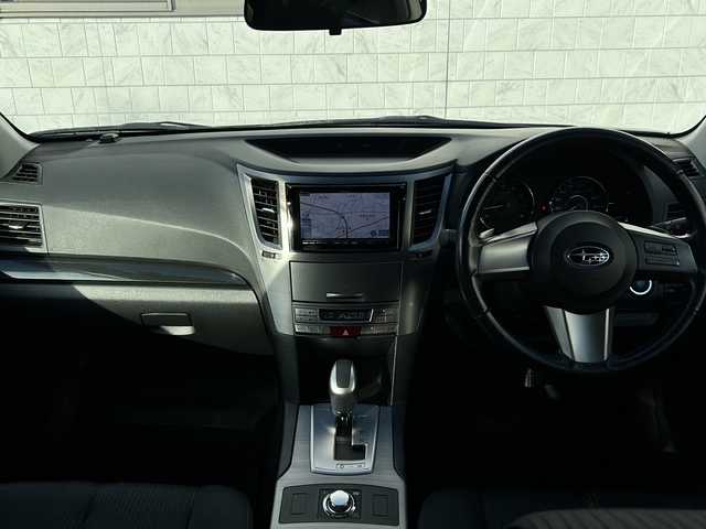 スバル レガシィ ツーリングワゴン 2．5i Lパッケージ 埼玉県 2011(平23)年 4.8万km サテンホワイトパール 純正７インチナビ/フルセグ/DVD/CD/BT/USB/SD/FM/AM/ＥＴＣ　/前席パワーシート　/クルーズコントロール　/ダウンヒルアシストコントロール　/パドルシフト　/横滑り防止　/オートライト　/スマートキー２本　/保証書　/取扱説明書