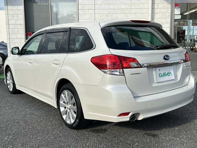 スバル レガシィ ツーリングワゴン 2．5i Lパッケージ 埼玉県 2011(平23)年 4.8万km サテンホワイトパール 純正７インチナビ/フルセグ/DVD/CD/BT/USB/SD/FM/AM/ＥＴＣ　/前席パワーシート　/クルーズコントロール　/ダウンヒルアシストコントロール　/パドルシフト　/横滑り防止　/オートライト　/スマートキー２本　/保証書　/取扱説明書