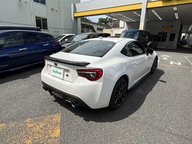 トヨタ ８６ GRスポーツ 神奈川県 2019(令1)年 2.6万km クリスタルホワイトパール メモリナビ/フルセグテレビ/バックカメラ/社外マフラー/クルーズコントロール/ドアバイザー/プッシュスタート/ETC