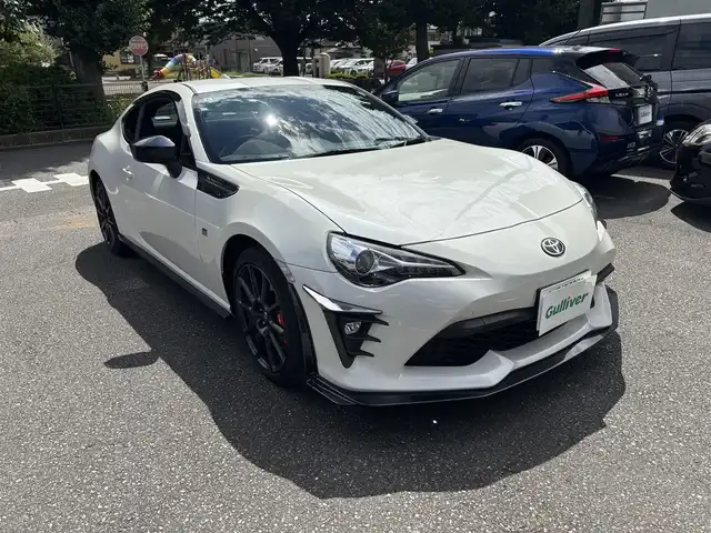 トヨタ ８６ GRスポーツ 神奈川県 2019(令1)年 2.6万km クリスタルホワイトパール メモリナビ/フルセグテレビ/バックカメラ/社外マフラー/クルーズコントロール/ドアバイザー/プッシュスタート/ETC