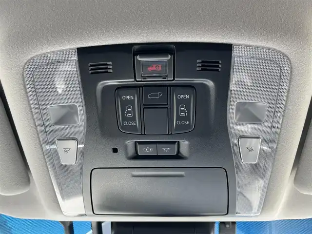 トヨタ アルファード S Cパッケージ 奈良県 2018(平30)年 3万km ホワイトパールクリスタルシャイン 純正１０インチナビ　/フルセグＴＶ　/バックカメラ　/両側パワースライドドア　/ＥＴＣ２．０　/追従型クルーズコントロール　/レザーシート　/シートヒーター　/エアシート　/パワーシート　/トヨタセーフティーセンス/ドライブレコーダー/2眼LEDヘッドライト/オートマチックハイビーム/オートライト/社外18インチアルミホイール/純正フロアマット/前後コーナーセンサー