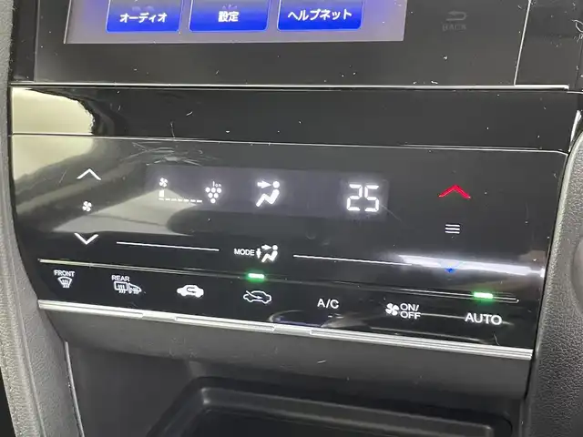 ホンダ シャトル ハイブリッド X 富山県 2015(平27)年 7.4万km ホワイトオーキッドパール 純正ナビ（CD DVD bluetooth）/フルセグTV/HDMI/バックカメラ/ビルトインETC/フロントドラレコ（DRY-AS350GS）/純正15インチAW/15インチスタッドレスセット積込み/パドルシフト/ハーフレザーシート/オートライト/LEDヘッドライト/スマートキー/プッシュスタート/クルーズコントロール/横滑防止装置/純正マット/保証書/スペアキー