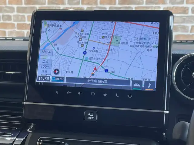 スズキ スペーシア カスタム HYBRID XS 岩手県 2023(令5)年 0.6万km スチールシルバーM ４WD/全方位モニター/ヘッドアップディスプレイ/スズキコネクト対応通信機装着車/スズキセーフティサポート/デュアルカメラブレーキサポート/アダプティブクルーズコントロール/車線維持支援機能/車線逸脱警報/誤発進抑制機能/先行車発進お知らせ機能/標識認識機能/リヤパーキングセンサー/前席シートヒーター/両側パワースライドドア/スリムサーキュレーター/ロールサンシェード/純正ナビ/フルセグTV/LEDヘッドライト/純正15インチアルミホイール
