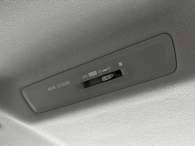 トヨタ ヴォクシー ZS 煌Ⅱ 三重県 2016(平28)年 4.1万km ブラック 純正9型ナビ /バックカメラ /両側パワースライドドア/スペアキー /ビルトインETC /レーンキープアシスト /衝突軽減ブレーキ/ウォークスルー /オートハイビーム /オートライト /フロアマット /リヤサンシェード /電動格納ミラー /禁煙車