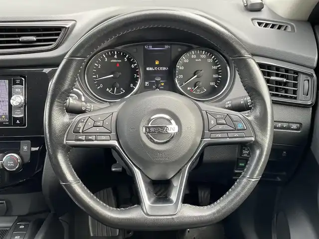 日産 エクストレイル 道央・札幌 2019(平31)年 7.9万km ブリリアントホワイトパール ・4WD/・社外SDナビ/USB・BT・DVD/・社外AW付冬タイヤ/・フルセグＴＶ/・ミュージックサーバー/・ミュージックプレイヤー接続（iPod・AUX）/・ＵＳＢ接続/・全方位車外カメラ/・追従機能付クルーズコントロール/・ダウンヒルアシストコントロール/・オートブレーキホールド/・デジタルインナーミラー/・ビルトインＥＴＣ/・純正エンジンスターター/・電動格納ミラー/・エンジンスタートボタン/・スマートキー/・スペアキー/・保証書/・取扱説明書