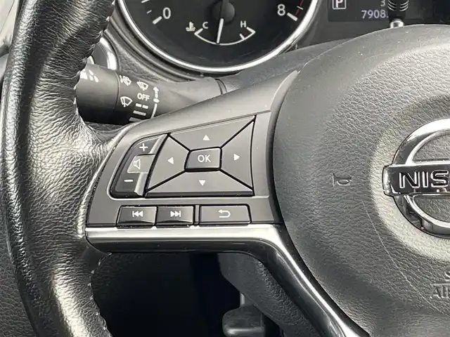 日産 エクストレイル 道央・札幌 2019(平31)年 7.9万km ブリリアントホワイトパール ・4WD/・社外SDナビ/USB・BT・DVD/・社外AW付冬タイヤ/・フルセグＴＶ/・ミュージックサーバー/・ミュージックプレイヤー接続（iPod・AUX）/・ＵＳＢ接続/・全方位車外カメラ/・追従機能付クルーズコントロール/・ダウンヒルアシストコントロール/・オートブレーキホールド/・デジタルインナーミラー/・ビルトインＥＴＣ/・純正エンジンスターター/・電動格納ミラー/・エンジンスタートボタン/・スマートキー/・スペアキー/・保証書/・取扱説明書