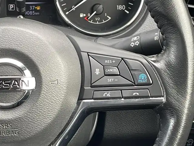 日産 エクストレイル 道央・札幌 2019(平31)年 7.9万km ブリリアントホワイトパール ・4WD/・社外SDナビ/USB・BT・DVD/・社外AW付冬タイヤ/・フルセグＴＶ/・ミュージックサーバー/・ミュージックプレイヤー接続（iPod・AUX）/・ＵＳＢ接続/・全方位車外カメラ/・追従機能付クルーズコントロール/・ダウンヒルアシストコントロール/・オートブレーキホールド/・デジタルインナーミラー/・ビルトインＥＴＣ/・純正エンジンスターター/・電動格納ミラー/・エンジンスタートボタン/・スマートキー/・スペアキー/・保証書/・取扱説明書