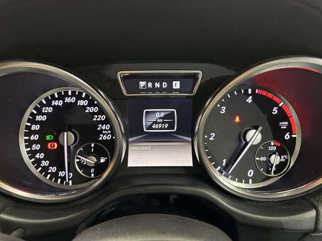 メルセデス・ベンツ ゲレンデヴァーゲン Ｇ３５０ ロング ブルーテック 千葉県 2015(平27)年 4.7万km オブシディアンブラック ラグジュアリーパッケージ/SR　/1オーナー　/純正ナビ　/バックカメラ　/ACC　/黒革　/シートヒーター　/メモリーパワーシート　/h/kサウンド　/BSM　/キセノンヘッドライト　/オートライト　/純正18インチAW　/ETC