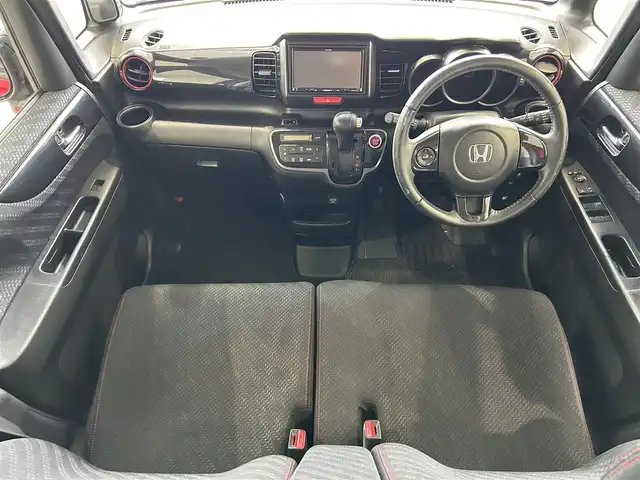 ホンダ Ｎ ＢＯＸ 2トーン カスタム G Aパッケージ 沖縄県 2014(平26)年 3.7万km ミラノレッド (株)IDOMが運営する【じしゃロンコザ店】の自社ローン専用車両になりますこちらは現金またはオートローンご利用時の価格です。自社ローンご希望の方は別途その旨お申付け下さい/純正ナビ　/ＴＶ　/ＣＤ再生　/ＥＴＣ　/バックカメラ　/片側パワースライドドア　/アイドリングストップ　　/純正フロアマット　/カーテンエアバック　/ＨＩＤヘッドライト　/スマートキー　/プッシュスタート
