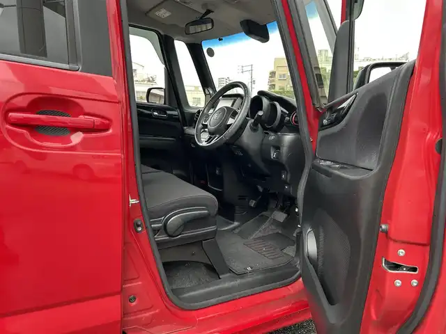 ホンダ Ｎ ＢＯＸ 2トーン カスタム G Aパッケージ 沖縄県 2014(平26)年 3.7万km ミラノレッド (株)IDOMが運営する【じしゃロンコザ店】の自社ローン専用車両になりますこちらは現金またはオートローンご利用時の価格です。自社ローンご希望の方は別途その旨お申付け下さい/純正ナビ　/ＴＶ　/ＣＤ再生　/ＥＴＣ　/バックカメラ　/片側パワースライドドア　/アイドリングストップ　　/純正フロアマット　/カーテンエアバック　/ＨＩＤヘッドライト　/スマートキー　/プッシュスタート