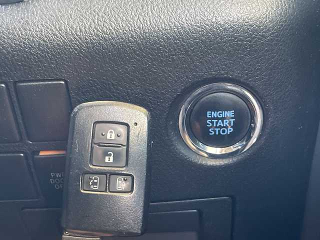 トヨタ ヴェルファイア Z 愛知県 2015(平27)年 13.1万km バーニングブラッククリスタルシャインガラスフレーク ワンオーナー/アルパイン製10型ナビ/アルパイン製後席モニター/フルセグTV・CD・DVD・SD・Bluetooth/革調シートカバー/クリアランスソナー/nanoeエアコン/LEDヘッドライト/LEDフォグランプ/オートライト/ステアリングスイッチ/ETC/前側ドラレコ/純正フロアマット/VIPERセキュリティモデル３３００V/保証書/取扱説明書/スペアスマートキー/ディーラー点検記録簿（H30 R2 R4 R5 R6)