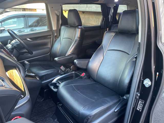 トヨタ ヴェルファイア Z 愛知県 2015(平27)年 13.1万km バーニングブラッククリスタルシャインガラスフレーク ワンオーナー/アルパイン製10型ナビ/アルパイン製後席モニター/フルセグTV・CD・DVD・SD・Bluetooth/革調シートカバー/クリアランスソナー/nanoeエアコン/LEDヘッドライト/LEDフォグランプ/オートライト/ステアリングスイッチ/ETC/前側ドラレコ/純正フロアマット/VIPERセキュリティモデル３３００V/保証書/取扱説明書/スペアスマートキー/ディーラー点検記録簿（H30 R2 R4 R5 R6)