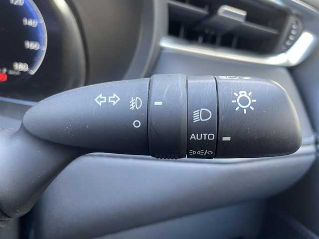 トヨタ ハリアー G 大阪府 2024(令6)年 1.3万km プラチナホワイトパールマイカ ワンオーナー/純正12.3インチナビ/BT/USB/フルセグTV/AppleCarPlay/AndroidAuto/バックカメラ/デジタルインナーミラー型ドラレコ/ハーフレザーシート/パワーシート/電動リアゲート/追従機能付きクルーズコントロール/レーンキープアシスト/前後コーナーセンサー/オートホールド/LEDヘッドライト/フロントフォグ/オートハイビーム/純正フロアマット/純正18インチAW/電格ミラー/スペアキー/ETC2.0