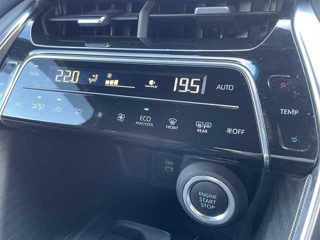 トヨタ ハリアー G 大阪府 2024(令6)年 1.3万km プラチナホワイトパールマイカ ワンオーナー/純正12.3インチナビ/BT/USB/フルセグTV/AppleCarPlay/AndroidAuto/バックカメラ/デジタルインナーミラー型ドラレコ/ハーフレザーシート/パワーシート/電動リアゲート/追従機能付きクルーズコントロール/レーンキープアシスト/前後コーナーセンサー/オートホールド/LEDヘッドライト/フロントフォグ/オートハイビーム/純正フロアマット/純正18インチAW/電格ミラー/スペアキー/ETC2.0