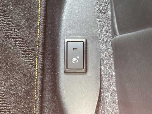 スズキ ソリオ バンディット Fリミテッド 佐賀県 2017(平29)年 4.6万km ピュアホワイトP Carrozzeria8インチナビ/Carrozzeriaフリップダウンモニター/バックカメラ/両側パワースライドドア/デュアルカメラブレーキサポート/路線逸脱警報/クルーズコントロール/ハーフレザーシート/シートヒーター/ETC/ステアリングリモコン/ドライブレコーダー/アイドリングストップ/プッシュスタート/スマートキー/LEDヘッドライト/フォグライト/純正アルミホイール