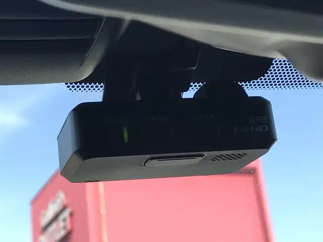 日産 ノート e－パワー X 富山県 2016(平28)年 6.1万km プレミアムコロナオレンジ 純正ナビ/フルセグTV/アラウンドビューモニター/ビルトインETC/ドライブレコーダー/フロント/バックソナー/エマージェンシーブレーキ/車線逸脱警報/オートライト/オートエアコン/ステアリングスイッチ/社外14インチアルミホイール/スマートキー/プッシュエンジンスターター/禁煙車