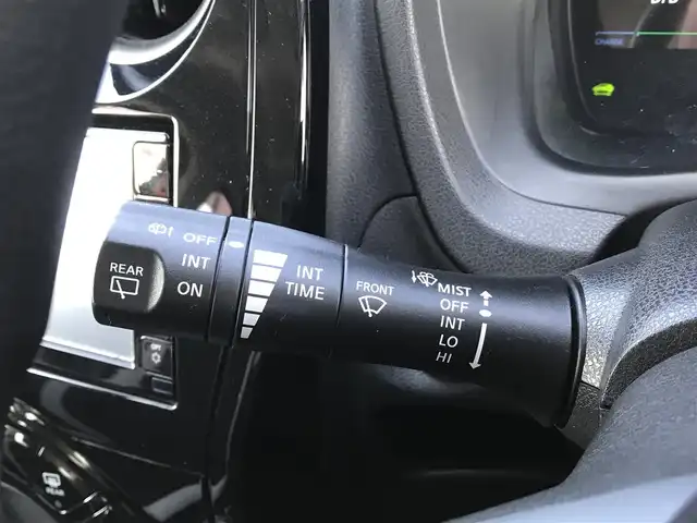 日産 ノート e－パワー X 富山県 2016(平28)年 6.1万km プレミアムコロナオレンジ 純正ナビ/フルセグTV/アラウンドビューモニター/ビルトインETC/ドライブレコーダー/フロント/バックソナー/エマージェンシーブレーキ/車線逸脱警報/オートライト/オートエアコン/ステアリングスイッチ/社外14インチアルミホイール/スマートキー/プッシュエンジンスターター/禁煙車