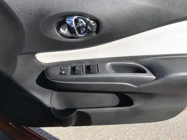 日産 ノート e－パワー X 富山県 2016(平28)年 6.1万km プレミアムコロナオレンジ 純正ナビ/フルセグTV/アラウンドビューモニター/ビルトインETC/ドライブレコーダー/フロント/バックソナー/エマージェンシーブレーキ/車線逸脱警報/オートライト/オートエアコン/ステアリングスイッチ/社外14インチアルミホイール/スマートキー/プッシュエンジンスターター/禁煙車