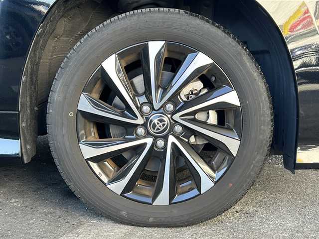 トヨタ ノア ハイブリッド S－Z 京都府 2023(令5)年 1.9万km アティチュードブラックマイカ 10.5インチディスプレイオーディオナビ/フルセグTV/Bluetooth/Ｍiracast/HDMI/14インチ有機ELフリップダウンモニター/バックカメラ/パワーバックドア/両側パワースライドドア/3眼LEDヘッドライト/レーダークルーズコントロール/レーンキープアシスト/ステアリングヒーター/ステアリングスイッチ/ハンズフリーデュアルパワースライドドア/PCS/PDA/PKSB/RSA/ビルトインETC2.0/オートライト/オートハイビーム/保証書/取説