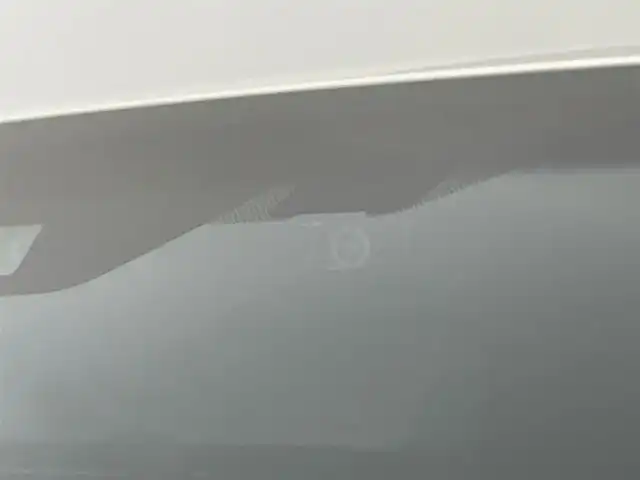 トヨタ ハリアー G 道央・札幌 2020(令2)年 3万km パール ・４WD/・純正メモリナビ/・BT/AUX/AｐｐleCarPlay/AndroidAuto/USB/・バックカメラ/・ビルトインETC/・デジタルインナーミラー/・ミラー一体型ドライブレコーダー/・衝突軽減ブレーキ/・横滑り防止装置/・アダプティブクルーズコントロール/・レーンキープアシスト/・ブラインドスポットモニター/・RCTA/・LEDヘッドライト/・フォグ/・オートマチックハイビーム/・純正18インチAW/・前後コーナーセンサー/・D席パワーシート/・純正フロアマット/・スペアキー/・取扱説明書