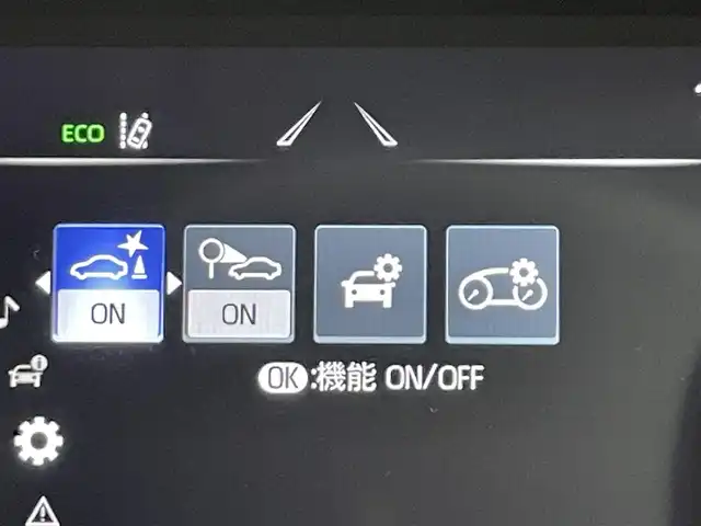 トヨタ ハリアー G 道央・札幌 2020(令2)年 3万km パール ・４WD/・純正メモリナビ/・BT/AUX/AｐｐleCarPlay/AndroidAuto/USB/・バックカメラ/・ビルトインETC/・デジタルインナーミラー/・ミラー一体型ドライブレコーダー/・衝突軽減ブレーキ/・横滑り防止装置/・アダプティブクルーズコントロール/・レーンキープアシスト/・ブラインドスポットモニター/・RCTA/・LEDヘッドライト/・フォグ/・オートマチックハイビーム/・純正18インチAW/・前後コーナーセンサー/・D席パワーシート/・純正フロアマット/・スペアキー/・取扱説明書