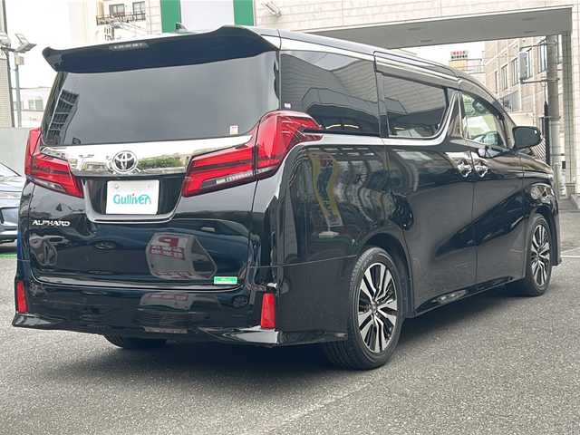 トヨタ アルファード S Cパッケージ 埼玉県 2021(令3)年 5.9万km ブラック 登録時58875km/Wサンルーフ/フリップダウンモニター/純正ディーラーオプションナビ/　AM/FM/CD/DVD/Bluetooth/フルセグ/Miracast/レザーシート/パワーシート（前席）/メモリーシート/シートヒーター/エアシート/クルーズコントロール/レーンキープアシスト/衝突軽減防止装置/横滑り防止機能/バックカメラ/両側パワースライドドア/LEDオートライト/オートハイビーム/フォグランプ/ブラインドスポットモニター/クリアランスソナー/パワーバックドア/デジタルインナーミラー/オットマン（N席、2列目）/ステアリングスイッチ/ステアリグヒーター/純正18インチアルミホイール/パーキングブレーキホールド/電動格納ミラー/ウィンカーミラー/ドアバイザー/プッシュスタート/スマートキー×2/取扱説明書/ナビ取扱説明書