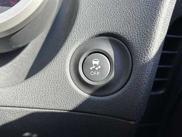 日産 フェアレディ Ｚ ヘリテージエディション 静岡県 2018(平30)年 5.4万km ダイヤモンドブラック 純正ナビ/・TV/・AUX/・CD/DVD/・FM/AM/・Bluetooth/主要装備/・バックカメラ/・ＥＴＣ/・１９インチＮＳＩＭＯアルミ/・ＦＵＪＩＴＳＵＢＯマフラー/・専用イエローステッチシート/・パドルシフト/・ＨＩＤヘッドライト/・サイドカーテンエアバッグ/・ステアリングリモコン/・横滑り防止装置