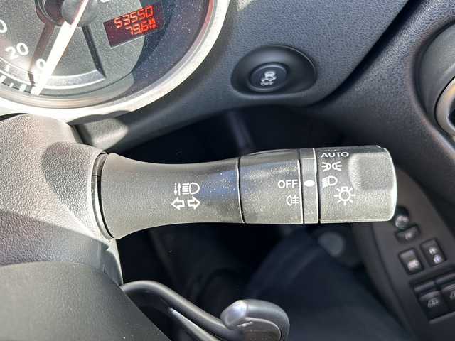 日産 フェアレディ Ｚ ヘリテージエディション 静岡県 2018(平30)年 5.4万km ダイヤモンドブラック 純正ナビ/・TV/・AUX/・CD/DVD/・FM/AM/・Bluetooth/主要装備/・バックカメラ/・ＥＴＣ/・１９インチＮＳＩＭＯアルミ/・ＦＵＪＩＴＳＵＢＯマフラー/・専用イエローステッチシート/・パドルシフト/・ＨＩＤヘッドライト/・サイドカーテンエアバッグ/・ステアリングリモコン/・横滑り防止装置