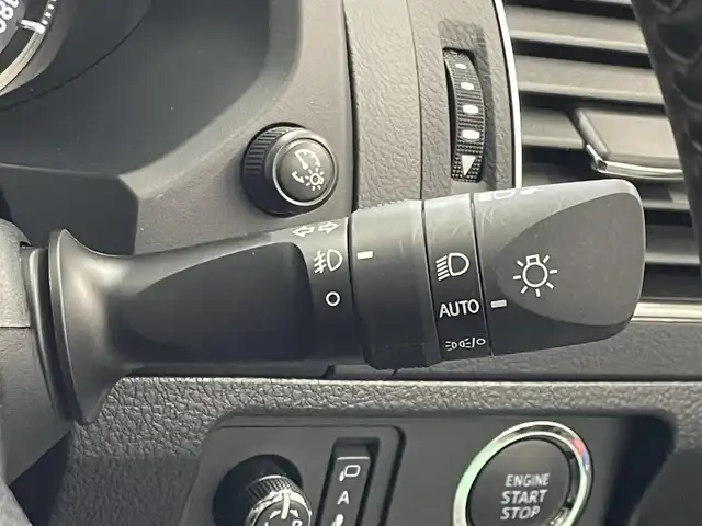 トヨタ ランドクルーザー プラド TX Lパッケージ マットブラED 宮城県 2024(令6)年 0.8万km ホワイトパールクリスタルシャイン 純正メモリーナビ/（ＡＭ／ＦＭ／Ｂｌｕｅｔｏｏｔｈ）　/黒革レザーシート　/サンルーフ　/ルーフレール/プリクラッシュセーフティー　/ブラインドスポットモニター　/全方位カメラ　/バックカメラ/レーンキープアシスト　/コーナーセンサー/横滑り防止装置/フロントワイパーデアイサー/ヘッドライトウォッシャー/オートライト/オートマチックハイビーム/ベンチレーション/前席シートヒーター/スマートキー/プッシュスタート/ETC2.0