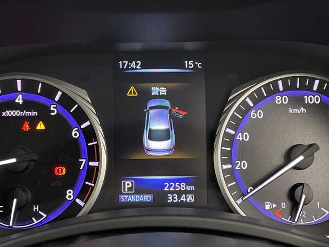 日産 スカイライン 200GT－t 鹿児島県 2014(平26)年 0.3万km クリスタルホワイトパール 純正ナビ/(BT/AM/FM/CD/DVD/フルセグTV)/バックカメラ/クルーズコントロール/ハーフレザーシート/前席パワーシート/ハーフレザーシート/純正LEDヘッドライト/ETC/革巻きステアリング/パドルシフト/ターボ/純正リモコンエンジンスターター/スペアキー/保証書/取扱説明書/ワンオーナー