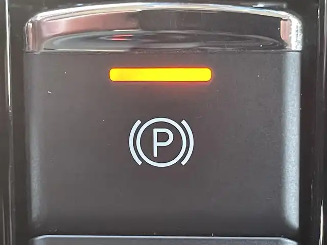 三菱 デリカＤ：５ P 兵庫県 2023(令5)年 2.5万km グラファイトグレーメタリック/ブラックマイカ １０．１インチナビ/追従有クルーズコントロール/アラウンドビューモニター/両側パワスラ/ステアリングヒーター/シートヒーター/AppleCarPlay/電動リアゲート/Bluetooth接続/フルセグTV/HDMI端子/LEDヘッドライト/パドルシフト/CD/DVD/スイッチスタート/スペアキー