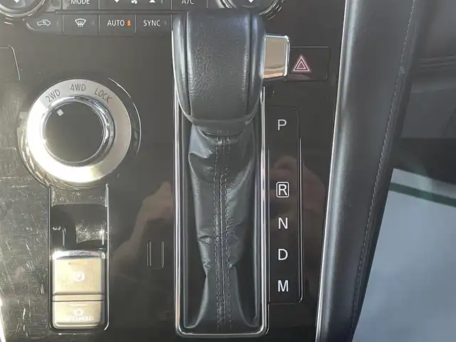 三菱 デリカＤ：５ P 兵庫県 2023(令5)年 2.5万km グラファイトグレーメタリック/ブラックマイカ １０．１インチナビ/追従有クルーズコントロール/アラウンドビューモニター/両側パワスラ/ステアリングヒーター/シートヒーター/AppleCarPlay/電動リアゲート/Bluetooth接続/フルセグTV/HDMI端子/LEDヘッドライト/パドルシフト/CD/DVD/スイッチスタート/スペアキー