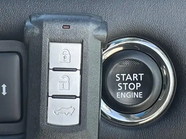 三菱 デリカＤ：５ P 兵庫県 2023(令5)年 2.5万km グラファイトグレーメタリック/ブラックマイカ １０．１インチナビ/追従有クルーズコントロール/アラウンドビューモニター/両側パワスラ/ステアリングヒーター/シートヒーター/AppleCarPlay/電動リアゲート/Bluetooth接続/フルセグTV/HDMI端子/LEDヘッドライト/パドルシフト/CD/DVD/スイッチスタート/スペアキー