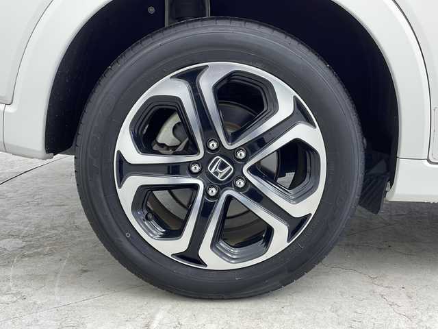 ホンダ ヴェゼル ハイブリッド Z ホンダセンシング 大阪府 2016(平28)年 3.5万km ホワイトオーキッドパール 純正SDナビ/【BT/フルセグTV/HDMI/USB/AUX/ipod/DVD】/バックカメラ/ETC/ドライブレコーダー前後/衝突被害軽減システム/クルーズコントロール追従/レーンキープアシスト/先行車発進アラーム/オートライト/LEDライト/パドルシフト/BRAKEHOLD/ハーフレザーシート/シートヒーター/純正17インチAW/純正フロアマット/スマートキー