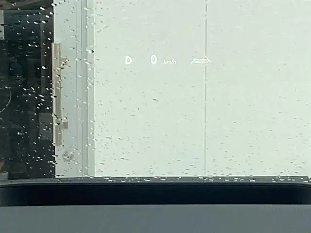 トヨタ アルファード Z 京都府 2025(令7)年 0.2万km ブラック ワンオーナー/トヨタチームメイト/左右独立サンルーフ/ヘッドアップディスプレー/タッチトレーサーオペレーション/１３．２インチフリップダウンモニター/スペアタイヤ/デジタルインナーミラー/前後ドライブレコーダー/パノラミックビューカメラ/ＰＷバックドア/前席、２列目ＰＷシート/前席、２列目シートベンチレーション/置くだけ充電/１４インチディスプレイオーディオプラス/ナビ・フルセグＴＶ・USB・BT・HDMI/ビルトインETC2.0/ステアリングヒーター/スペアスマートキー/新車保証書