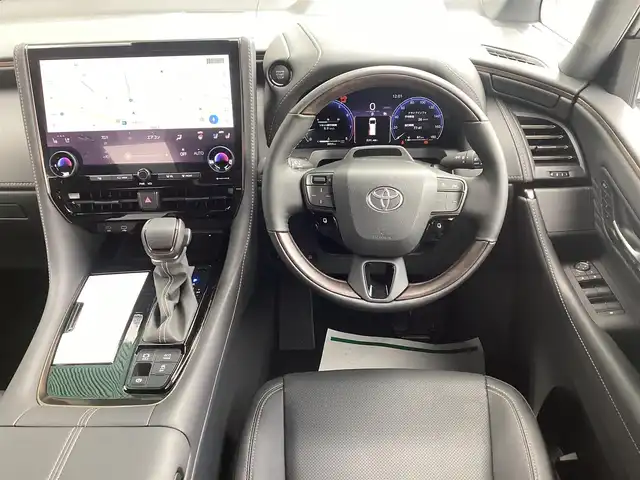 トヨタ アルファード Z 京都府 2025(令7)年 0.2万km ブラック ワンオーナー/トヨタチームメイト/左右独立サンルーフ/ヘッドアップディスプレー/タッチトレーサーオペレーション/１３．２インチフリップダウンモニター/スペアタイヤ/デジタルインナーミラー/前後ドライブレコーダー/パノラミックビューカメラ/ＰＷバックドア/前席、２列目ＰＷシート/前席、２列目シートベンチレーション/置くだけ充電/１４インチディスプレイオーディオプラス/ナビ・フルセグＴＶ・USB・BT・HDMI/ビルトインETC2.0/ステアリングヒーター/スペアスマートキー/新車保証書