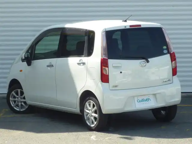 ダイハツ ムーヴ X 和歌山県 2012(平24)年 4.9万km パールホワイトⅢ /走行距離：48956km（登録時）/純正CDデッキ/　AUX/AM/FM/ドアバイザー/純正フロアマット/アイドリングストップ/ヘッドライトレベライザー/電動格納ミラー/プッシュスタート/スペアキーX1/取扱説明書/保証書