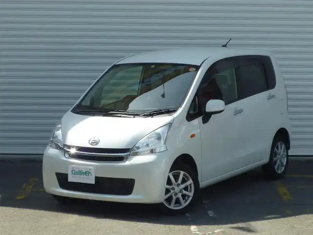 ダイハツ ムーヴ X 和歌山県 2012(平24)年 4.9万km パールホワイトⅢ /走行距離：48956km（登録時）/純正CDデッキ/　AUX/AM/FM/ドアバイザー/純正フロアマット/アイドリングストップ/ヘッドライトレベライザー/電動格納ミラー/プッシュスタート/スペアキーX1/取扱説明書/保証書