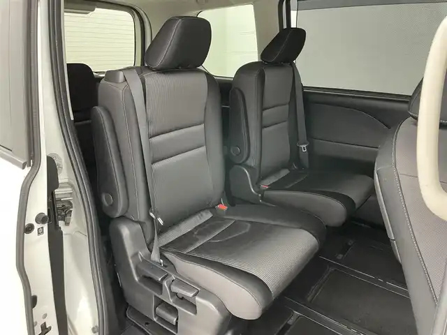 日産 セレナ e－パワー ハイウェイスター V 岡山県 2019(令1)年 6万km ブリリアントホワイトパール プロパイロット/アラウンドビューモニター/ドライブレコーダー/純正９インチナビ/（Bluetooth、CD/DVD、フルセグTV、HDMI接続、USB接続）/純正１１インチフリップダウンモニター/エマージェンシーブレーキ/両側電動スライドドア/ブラインドスポットモニター/シートヒーター/ステアリングヒーター/ビルトインＥＴＣ/LEDヘッドライト（Auto)/LEDフォグランプ/オートハイビーム/ドライブレコーダー/パーキングアシスト/アイドリングストップ/Rサンシェイド/シートバックテーブル/ISOFIX/チルトステアリング/シートリフター