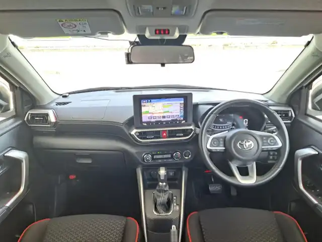 トヨタ ライズ Z 大阪府 2020(令2)年 3.8万km シャイニングホワイトパール /禁煙車//衝突被害軽減ブレーキ//社外SDナビ/MDV-M906HDL//CD/DVD/フルセグTV/BT/SD//ワンオーナー//追従式クルーズコントロール//バックカメラ//前後ドライブレコーダー/ZDR025//前席シートヒーター//LEDライト//純正アルミホイール//スマートキー//プッシュスタート//スペアキー