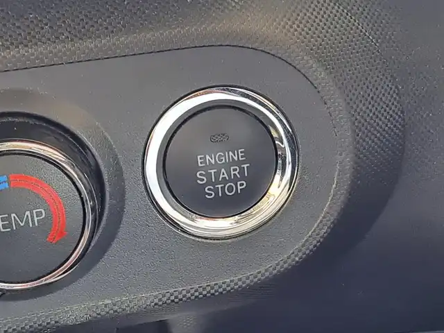 トヨタ ライズ Z 大阪府 2020(令2)年 3.8万km シャイニングホワイトパール /禁煙車//衝突被害軽減ブレーキ//社外SDナビ/MDV-M906HDL//CD/DVD/フルセグTV/BT/SD//ワンオーナー//追従式クルーズコントロール//バックカメラ//前後ドライブレコーダー/ZDR025//前席シートヒーター//LEDライト//純正アルミホイール//スマートキー//プッシュスタート//スペアキー